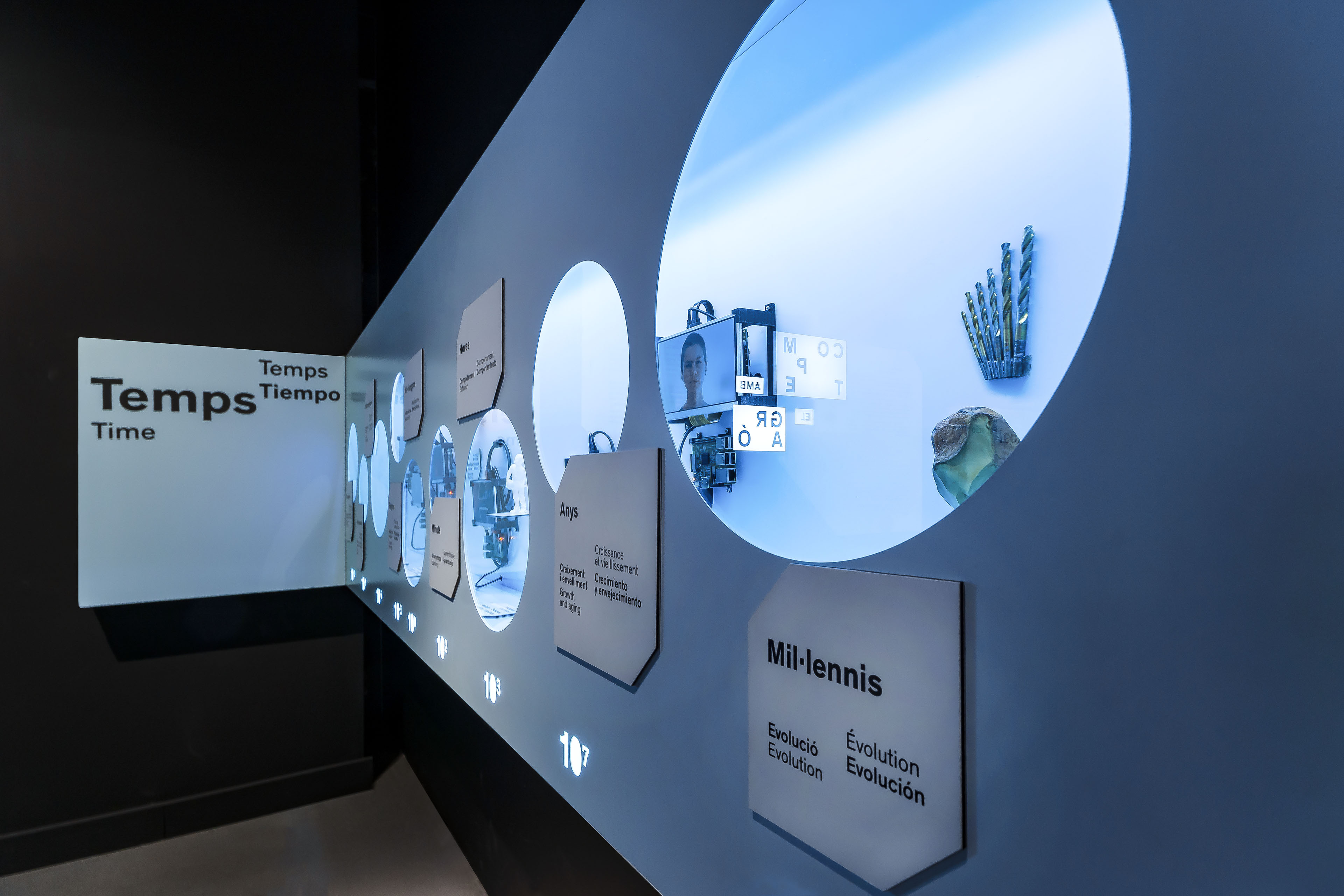 interactive-exhibition-talking-brains-cosmocaixa-barcelona-spain-image-50